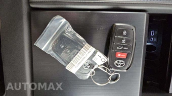 2025 Toyota Sequoia Platinum - miniatura 20