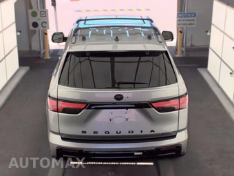 2025 Toyota Sequoia Platinum - miniatura 5