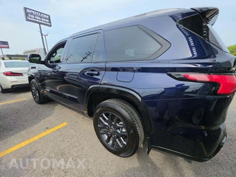 2025 Toyota Sequoia Platinum - miniatura 2