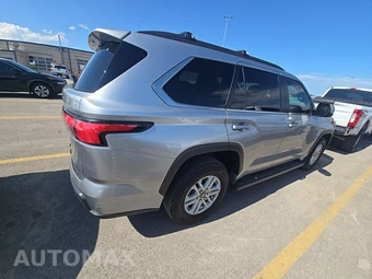 2025 Toyota Sequoia SR5 - miniatura 4