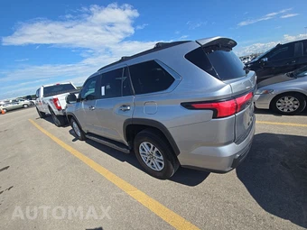 2025 Toyota Sequoia SR5 - miniatura 6
