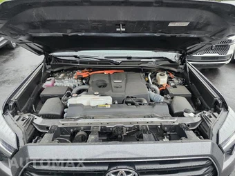 2025 Toyota Sequoia SR5 - miniatura 18