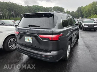 2025 Toyota Sequoia SR5 - miniatura 26