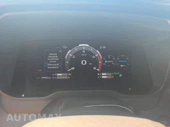 2025 Toyota Sequoia SR5 - miniatura 12