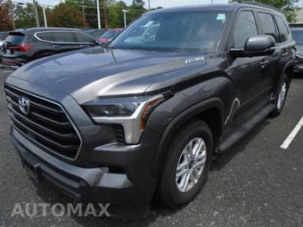 2025 Toyota Sequoia SR5