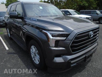 2025 Toyota Sequoia SR5 - miniatura 11