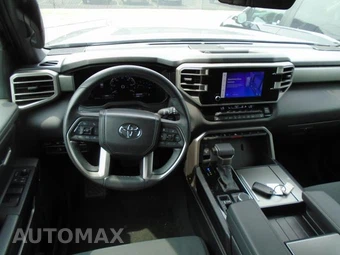 2025 Toyota Sequoia SR5 – miniatura 13
