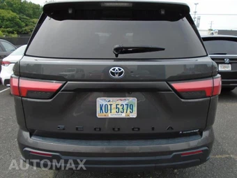 2025 Toyota Sequoia SR5 – miniatura 6
