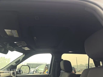 2025 Toyota Sequoia SR5 – miniatura 20