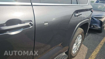 2025 Toyota Sequoia SR5 – miniatura 24