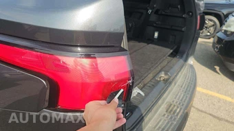 2025 Toyota Sequoia SR5 – miniatura 33
