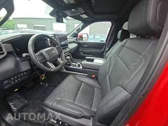 2025 Toyota Sequoia SR5 - miniatura 12