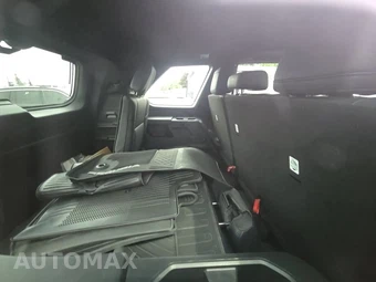 2025 Toyota Sequoia SR5 - miniatura 19