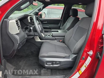 2025 Toyota Sequoia SR5 – miniatura 13