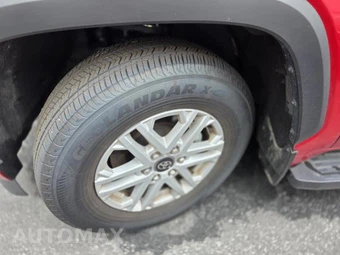 2025 Toyota Sequoia SR5 – miniatura 5