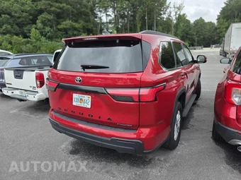 2025 Toyota Sequoia SR5 – miniatura 8
