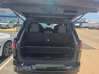 2025 Toyota Sequoia SR5 – miniatura 15