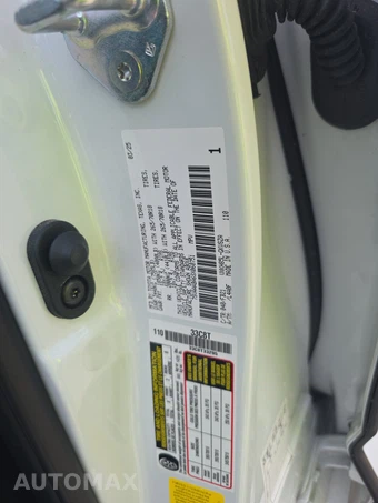 2025 Toyota Sequoia SR5 – miniatura 15