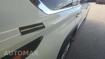 2025 Toyota Sequoia SR5 – miniatura 24