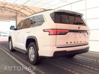 2025 Toyota Sequoia SR5 – miniatura 6