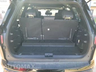 2025 Toyota Sequoia SR5 – miniatura 17