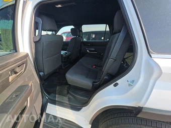 2025 Toyota Sequoia SR5 - miniatura 13