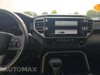 2025 Toyota Sequoia SR5 - miniatura 10