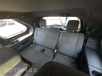 2025 Toyota Sequoia SR5 - miniatura 14