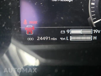 2025 Toyota Sequoia SR5 – miniatura 12