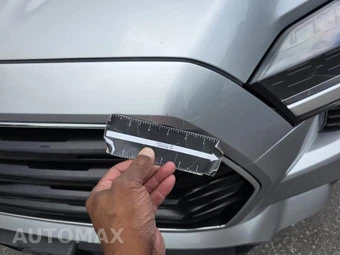 2025 Toyota Sequoia SR5 – miniatura 32