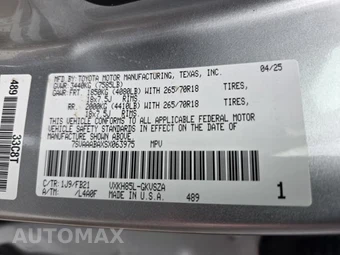2025 Toyota Sequoia SR5 – miniatura 7