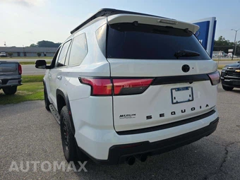 2025 Toyota Sequoia TRD Pro - miniatura 2