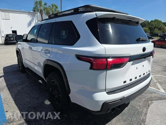 2025 Toyota Sequoia TRD Pro - miniatura 2