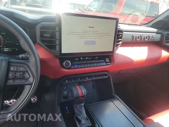 2025 Toyota Sequoia TRD Pro - miniatura 11