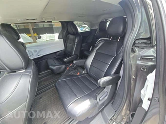 2025 Toyota Sienna LE 8-Passenger 120.5" WB - miniatura 13