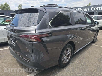2025 Toyota Sienna LE 8-Passenger 120.5" WB - miniatura 3