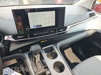 2025 Toyota Sienna LE 8-Passenger 120.5" WB - miniatura 11