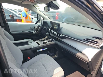 2025 Toyota Sienna LE 8-Passenger 120.5" WB - miniatura 8