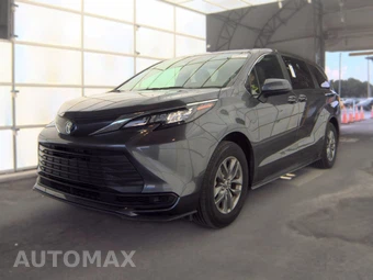 2025 Toyota Sienna LE 8-Passenger 120.5" WB