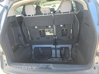 2025 Toyota Sienna LE 8-Passenger 120.5" WB - miniatura 17