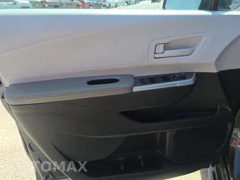 2025 Toyota Sienna LE 8-Passenger 120.5" WB - miniatura 9