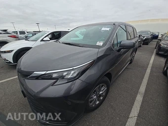 2025 Toyota Sienna LE 8-Passenger 120.5" WB