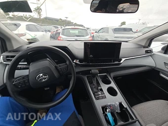 2025 Toyota Sienna LE 8-Passenger 120.5" WB - miniatura 11