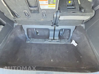 2025 Toyota Sienna LE 8-Passenger 120.5" WB - miniatura 17