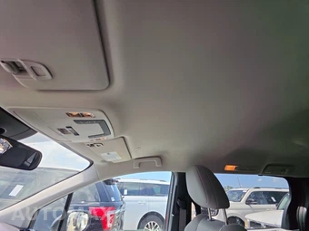 2025 Toyota Sienna LE 8-Passenger 120.5" WB - miniatura 19