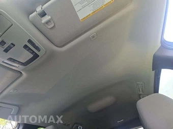2025 Toyota Sienna LE 8-Passenger 120.5" WB - miniatura 11