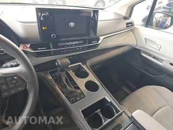 2025 Toyota Sienna LE 8-Passenger 120.5" WB - miniatura 11