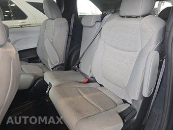 2025 Toyota Sienna LE 8-Passenger 120.5" WB - miniatura 13