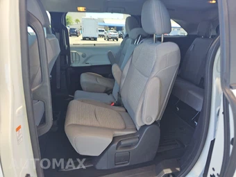 2025 Toyota Sienna LE 8-Passenger 120.5" WB - miniatura 13