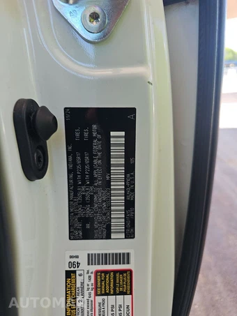 2025 Toyota Sienna LE 8-Passenger 120.5" WB - miniatura 15